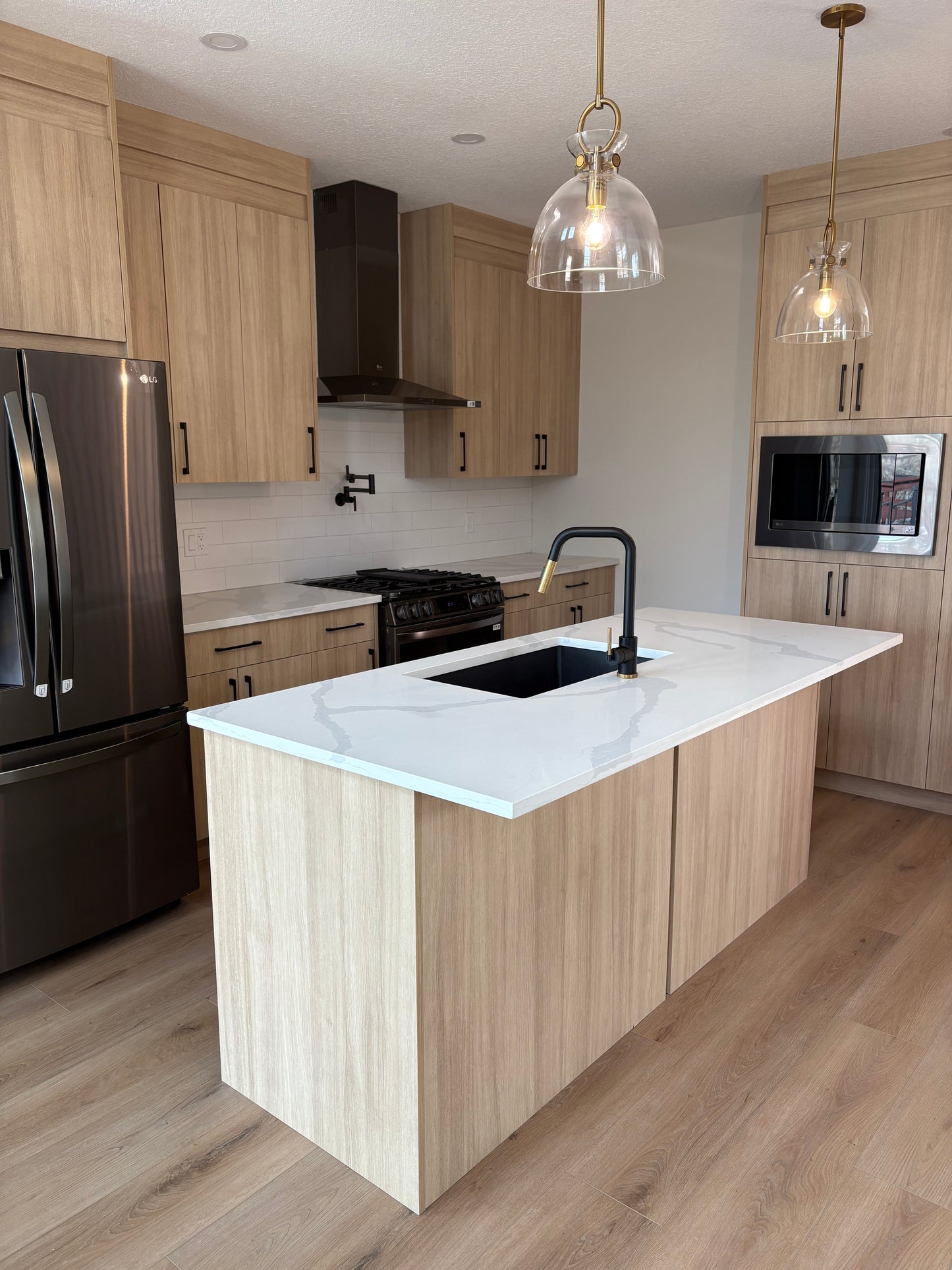 Show Home & Properties For Sale